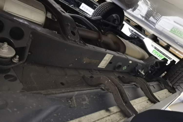 Used BAIC Off-Road BJ40 2024 2.0T Urban Hunter Honor Edition Right Side Sill