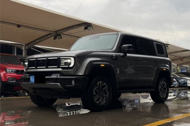 Used BAIC Off-Road BJ40 2024 2.0T All-New Urban Hunter Edition Chivalrous Style