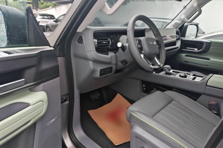 Used BAIC Off-Road BJ40 2024 2.0T All-New Ring of the Taklamakan Champion Edition Driver Seat