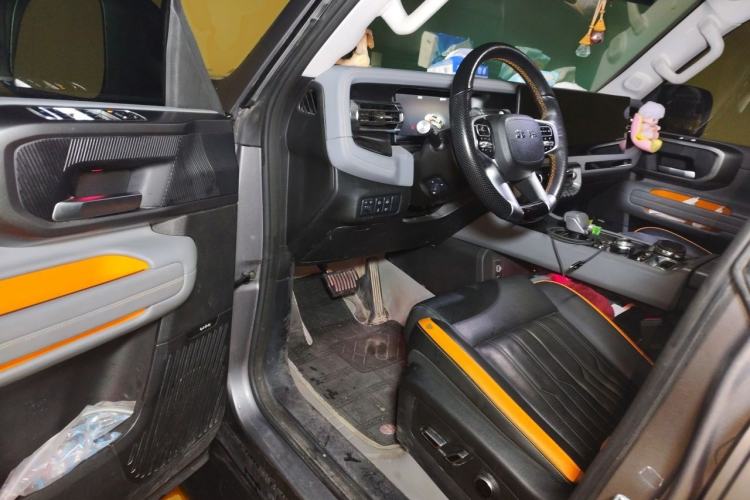 Used BAIC Off-Road BJ40 2024 2.0T All-New Urban Hunter Edition Ultimate Version Driver Seat