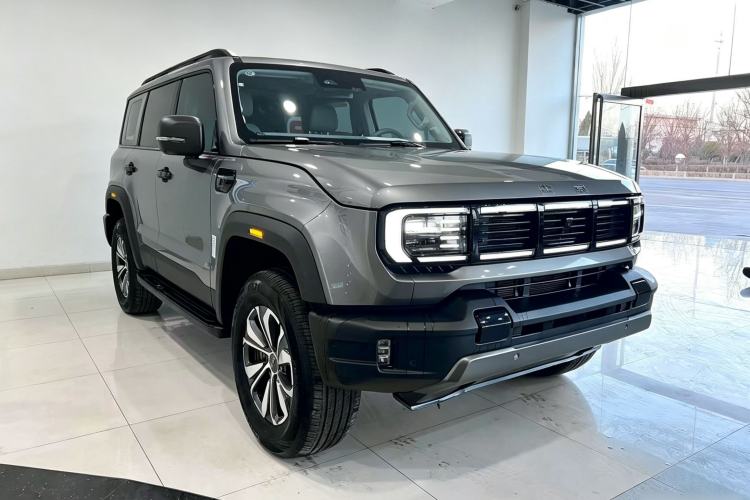 Used BAIC Off-Road BJ40 2024 2.0T All-New Urban Hunter Edition Ultimate Version Exterior 2