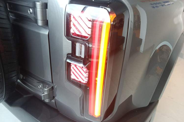 Used BAIC Off-Road BJ40 2024 2.0T All-New Urban Hunter Edition Ultimate Version Exterior 2