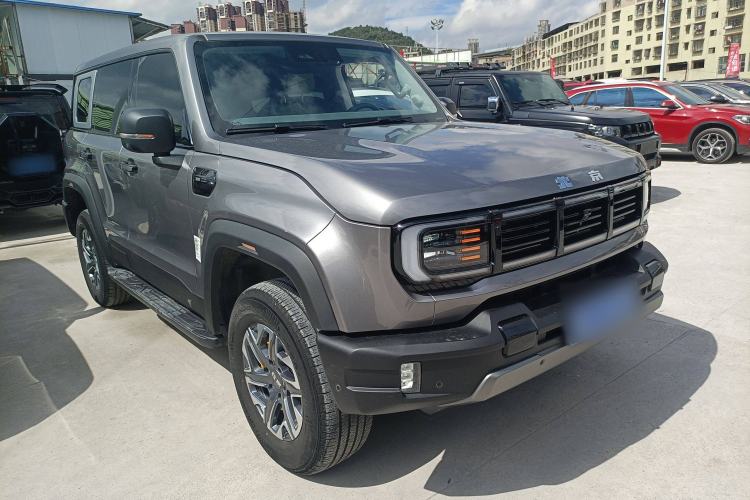 Used BAIC Off-Road BJ40 2024 2.0T All-New Urban Hunter Edition Chivalrous Style Exterior 2