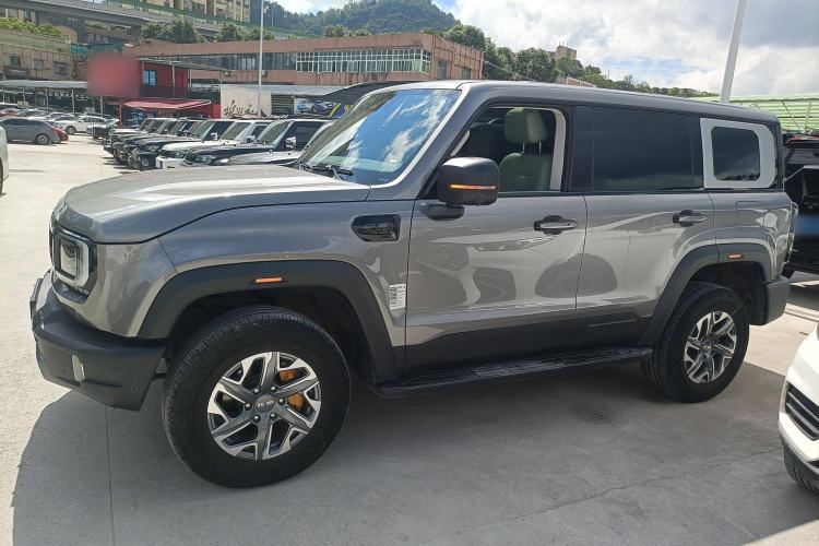 Used BAIC Off-Road BJ40 2024 2.0T All-New Urban Hunter Edition Chivalrous Style Exterior 3
