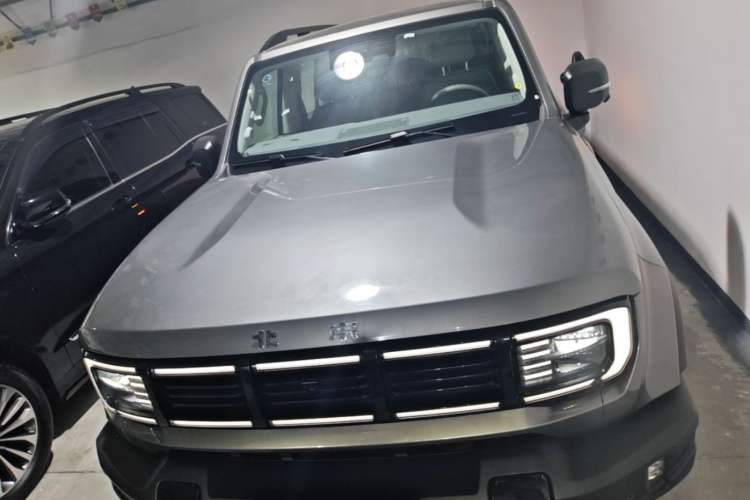 Used BAIC Off-Road BJ40 2024 2.0T All-New Urban Hunter Edition Ultimate Version Front