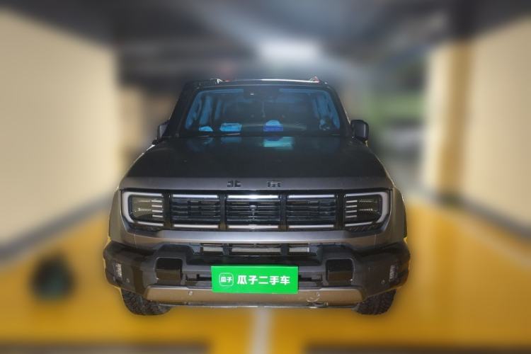Used BAIC Off-Road BJ40 2024 2.0T All-New Urban Hunter Edition Ultimate Version Front