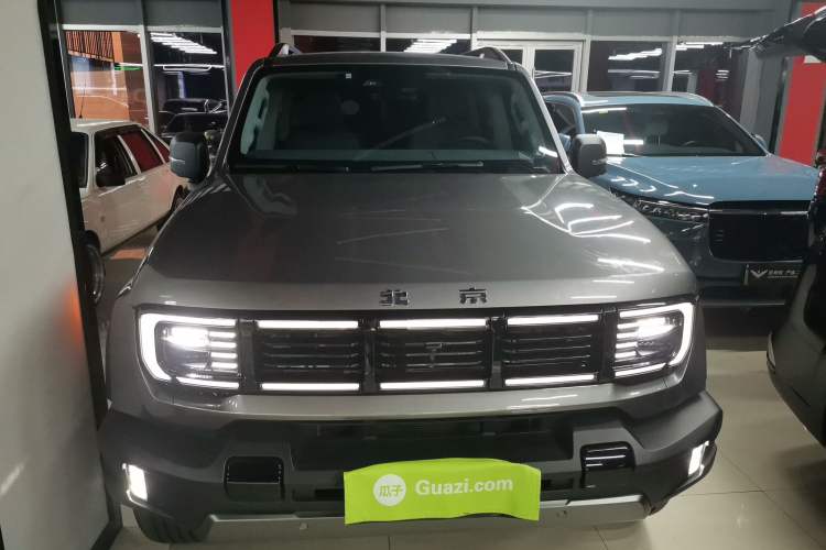 Used BAIC Off-Road BJ40 2024 2.0T All-New Urban Hunter Edition Ultimate Version Front