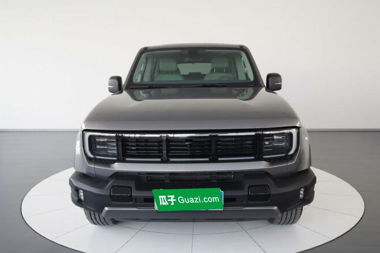 Used BAIC Off-Road BJ40 2024 2.0T All-New Urban Hunter Edition Pioneer Type Front