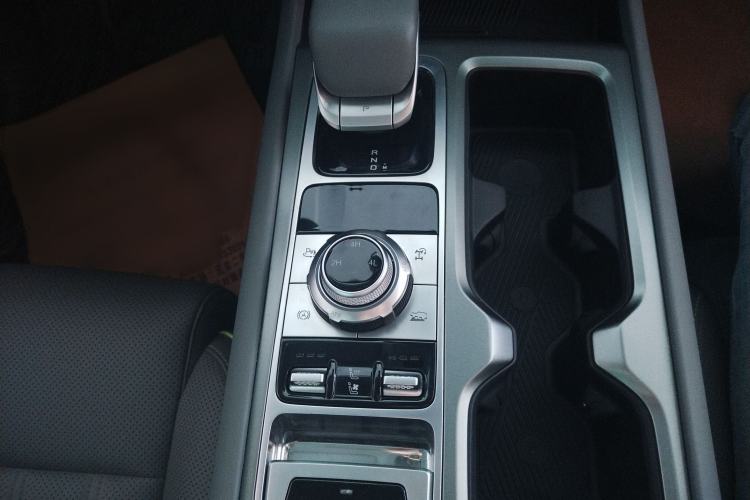 Used BAIC Off-Road BJ40 2024 2.0T All-New Urban Hunter Edition Ultimate Version Gear Lever