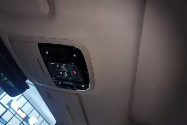 Used BAIC Off-Road BJ40 2024 2.0T All-New Urban Hunter Edition Chivalrous Style Headliner