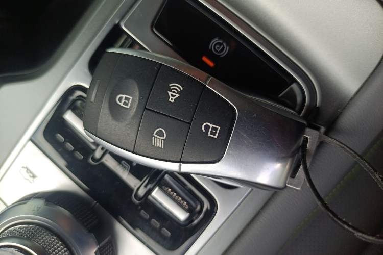 Used BAIC Off-Road BJ40 2024 2.0T All-New Urban Hunter Edition Chivalrous Style Interior 1