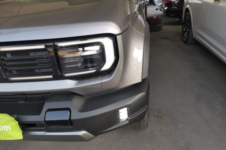 Used BAIC Off-Road BJ40 2024 2.0D All-New Blade Hero Crosser Left Front Headlight