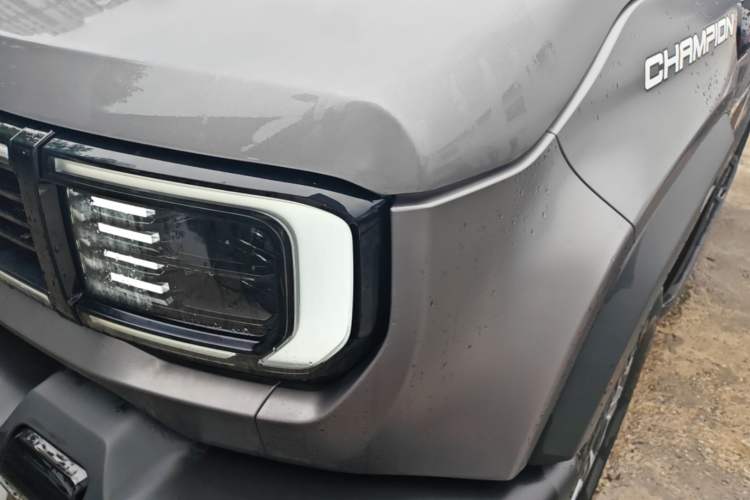 Used BAIC Off-Road BJ40 2024 2.0T All-New Ring of the Taklamakan Champion Edition Left Front Headlight