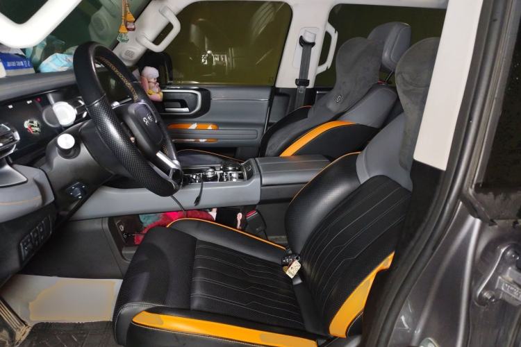Used BAIC Off-Road BJ40 2024 2.0T All-New Urban Hunter Edition Ultimate Version Left Front Seat