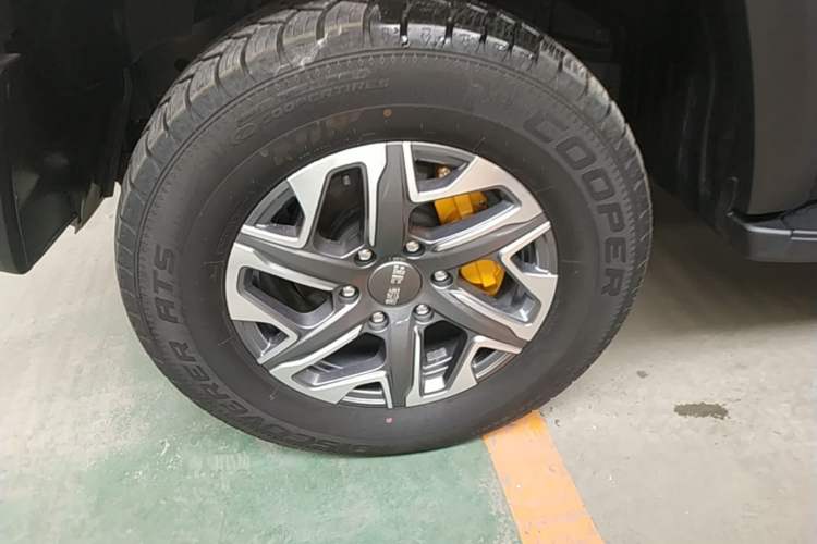 Used BAIC Off-Road BJ40 2024 2.0D All-New Blade Hero Crosser Left Front Wheel Hub