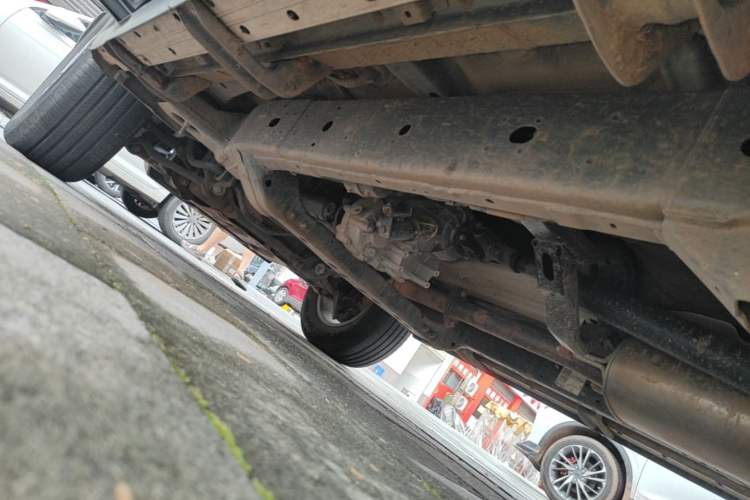 Used BAIC Off-Road BJ40 2024 2.0T All-New Urban Hunter Edition Chivalrous Style Left Side Sill