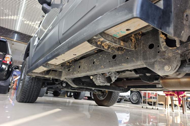 Used BAIC Off-Road BJ40 2024 2.0T All-New Blade Hero Edition Climber Left Side Sill