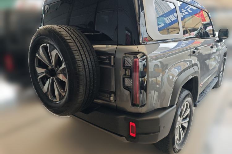 Used BAIC Off-Road BJ40 2024 2.0T All-New Urban Hunter Edition Ultimate Version Rear Right 45 Deg