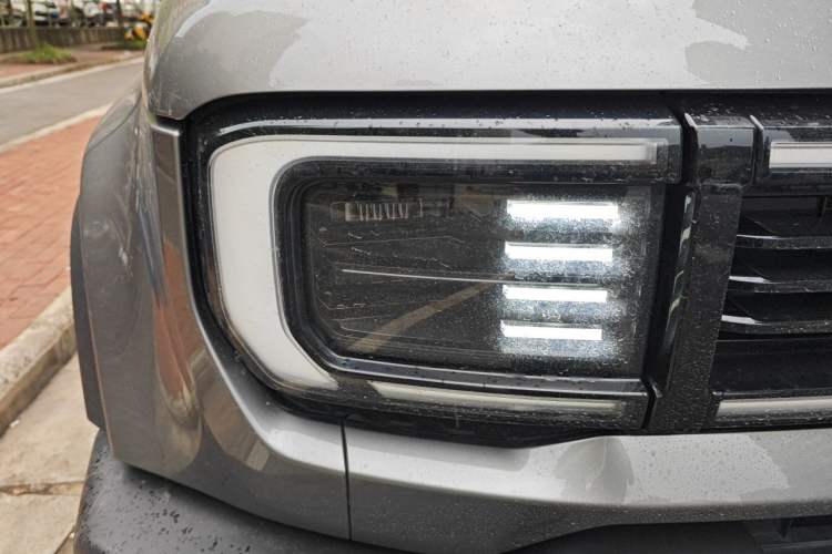 Used BAIC Off-Road BJ40 2024 2.0D All-New Blade Hero Crosser Right Front Headlight