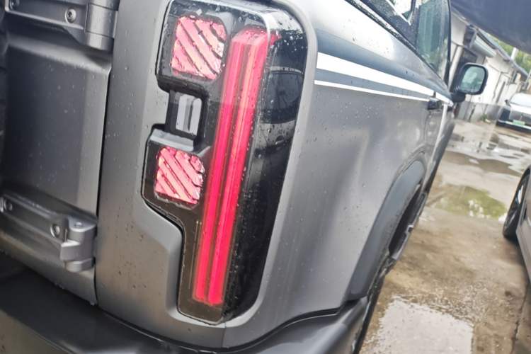 Used BAIC Off-Road BJ40 2024 2.0T All-New Ring of the Taklamakan Champion Edition Right Rear Taillight