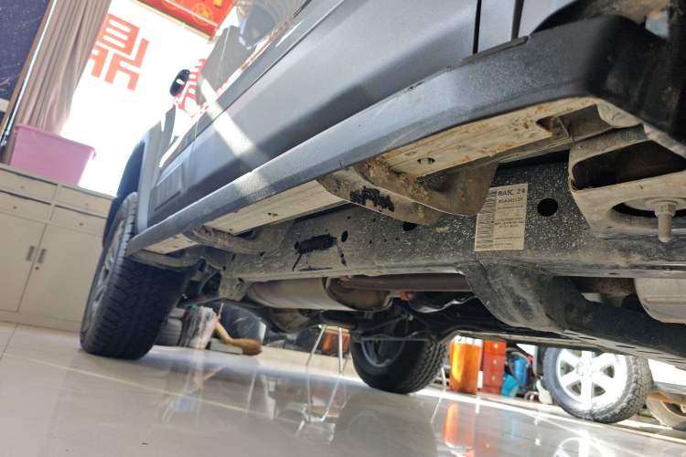 Used BAIC Off-Road BJ40 2024 2.0T All-New Blade Hero Edition Climber Right Side Sill