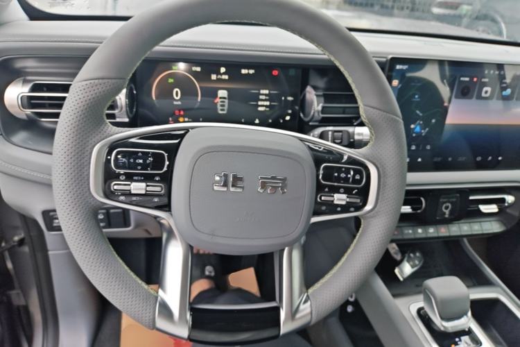 Used BAIC Off-Road BJ40 2024 2.0T All-New Ring of the Taklamakan Champion Edition Steering Wheel