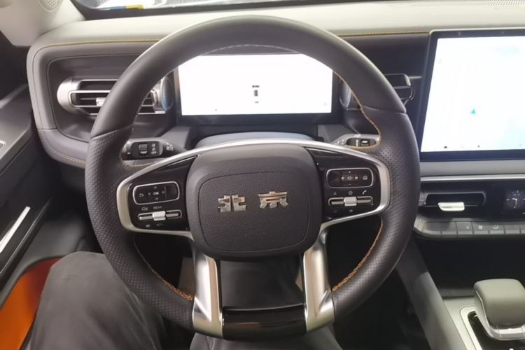 Used BAIC Off-Road BJ40 2024 2.0T All-New Urban Hunter Edition Pioneer Type Steering Wheel