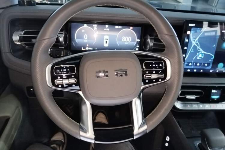 Used BAIC Off-Road BJ40 2024 2.0T All-New Urban Hunter Edition Chivalrous Style Steering Wheel