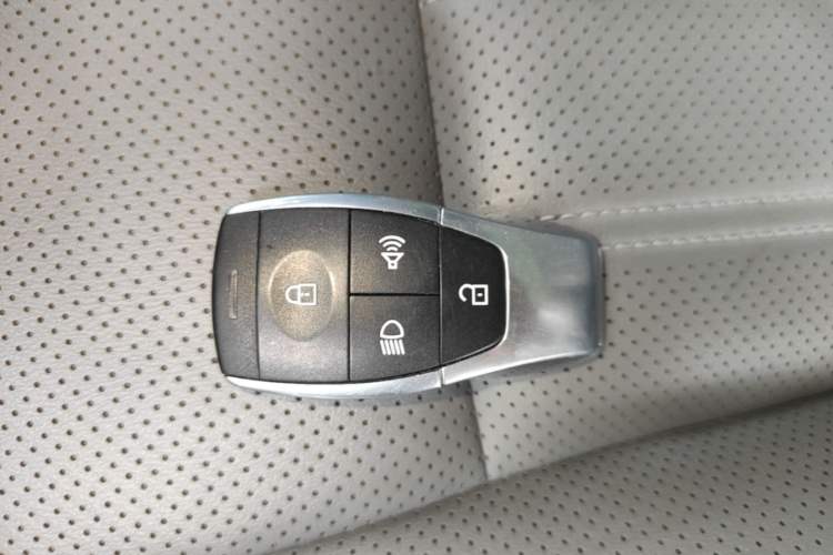 Used BAIC Off-Road BJ40 2024 2.0T All-New Urban Hunter Edition Chivalrous Style Vehicle Key