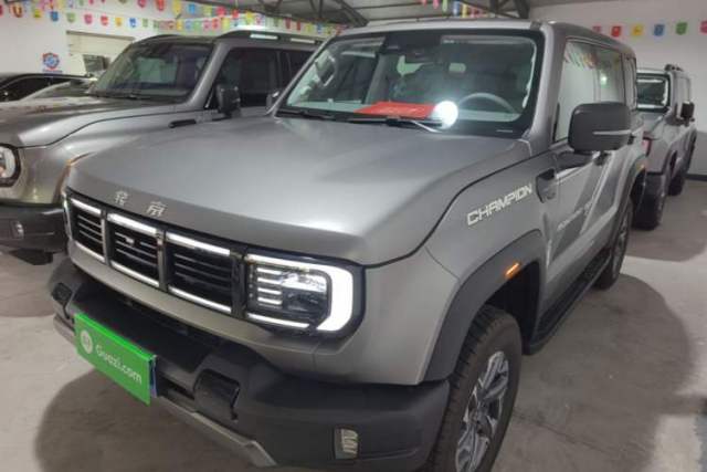 BAIC Off-Road BJ40 2024 2.0T All-New Ring of the Taklamakan Champion Edition usado