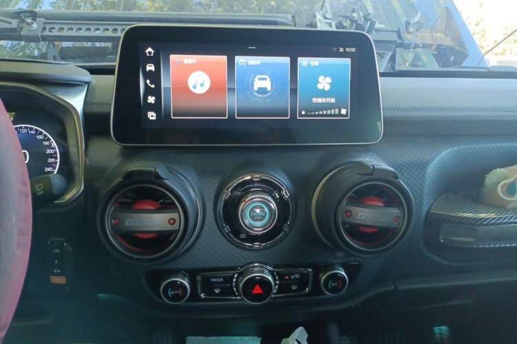Used BAIC Off-Road BJ40 2024 2.0T Urban Hunter Honor Edition Audio And AC Panel