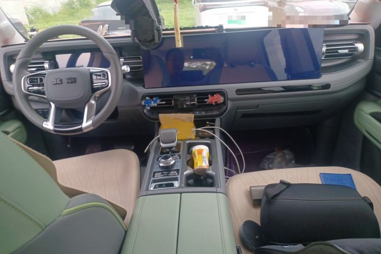 Used BAIC Off-Road BJ40 2024 2.0D All-New Blade Hero Crosser Center Console