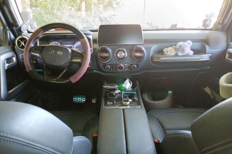 Used BAIC Off-Road BJ40 2024 2.0T Urban Hunter Honor Edition Center Console