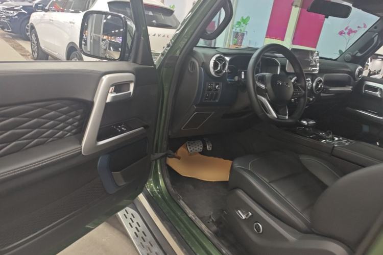 Used BAIC Off-Road BJ40 2024 2.0T Tribute to the 2020 Glory Edition Driver Seat