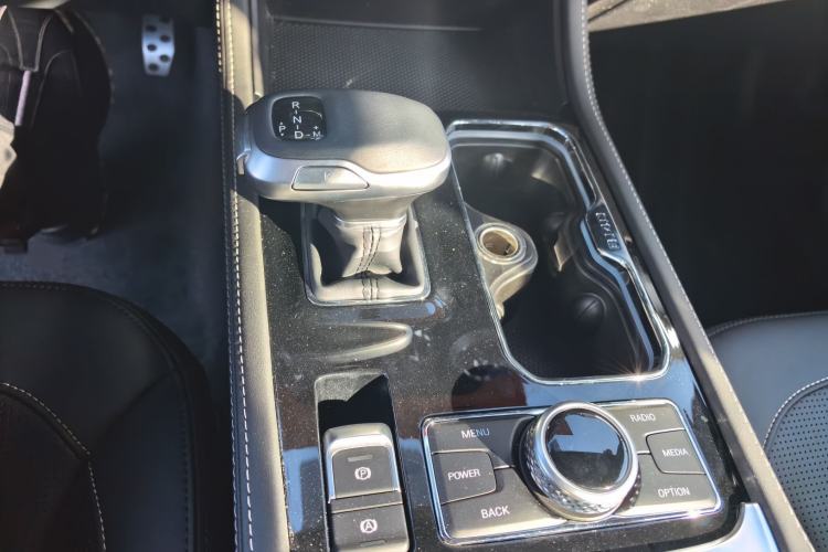 Used BAIC Off-Road BJ40 2024 2.0D Blade Hero Glory Edition Gear Lever