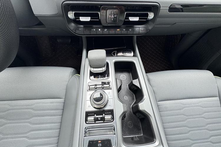 Used BAIC Off-Road BJ40 2024 2.0D All-New Blade Hero Crosser Interior 4