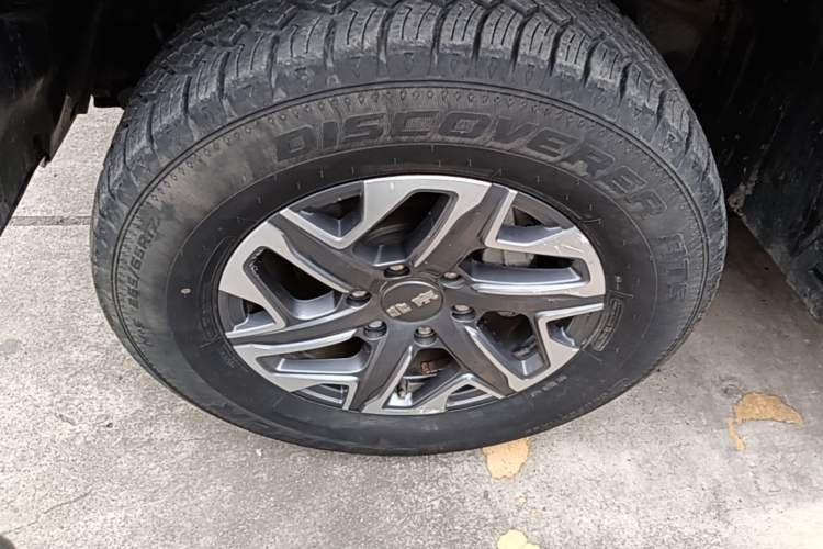 Used BAIC Off-Road BJ40 2024 2.0D All-New Blade Hero Crosser Left Front Wheel Hub