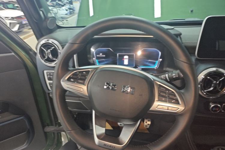 Used BAIC Off-Road BJ40 2024 2.0T Tribute to the 2020 Glory Edition Steering Wheel