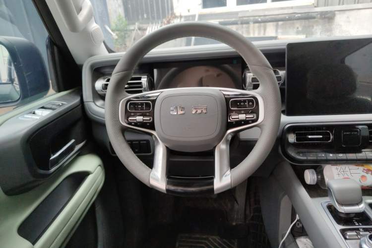 Used BAIC Off-Road BJ40 2024 2.0D All-New Blade Hero Crosser Steering Wheel