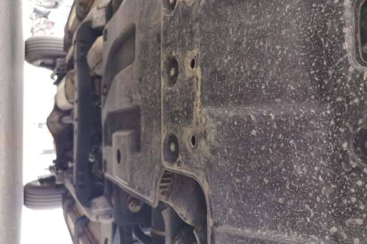 Used BAIC Off-Road BJ40 2024 2.0T All-New Urban Hunter Edition Chivalrous Style Chassis Front