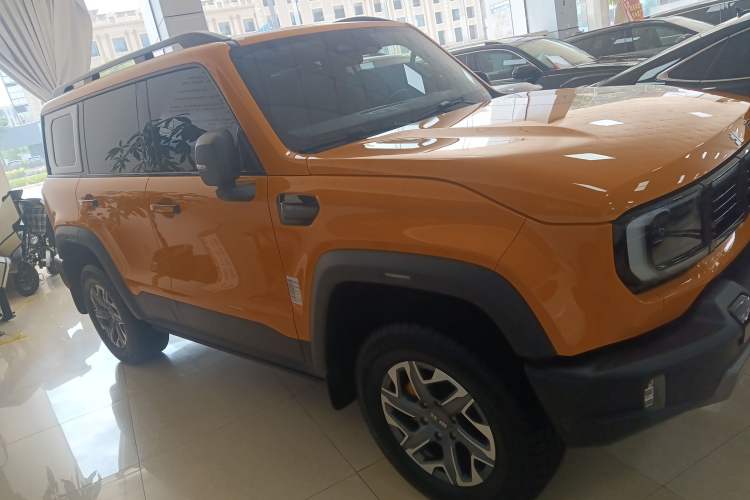 Used BAIC Off-Road BJ40 2024 2.0T All-New Urban Hunter Edition Ultimate Version Exterior 2
