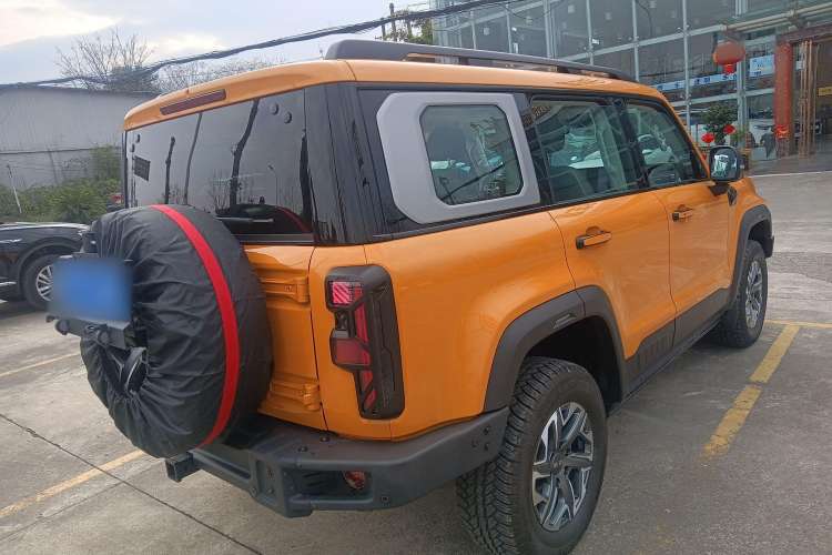 Used BAIC Off-Road BJ40 2024 2.0T All-New Urban Hunter Edition Advanced Type Exterior 3