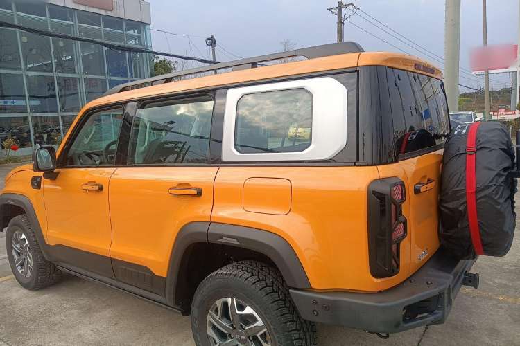 Used BAIC Off-Road BJ40 2024 2.0T All-New Urban Hunter Edition Advanced Type Exterior 5