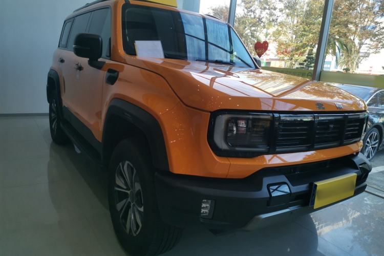 Used BAIC Off-Road BJ40 2024 2.0T All-New Urban Hunter Edition Ultimate Version Front Right 45 Deg