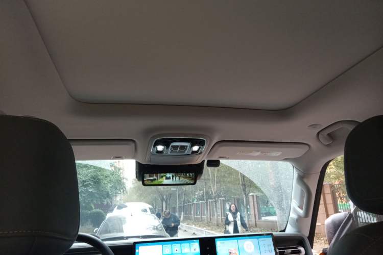 Used BAIC Off-Road BJ40 2024 2.0T All-New Urban Hunter Edition Ultimate Version Headliner