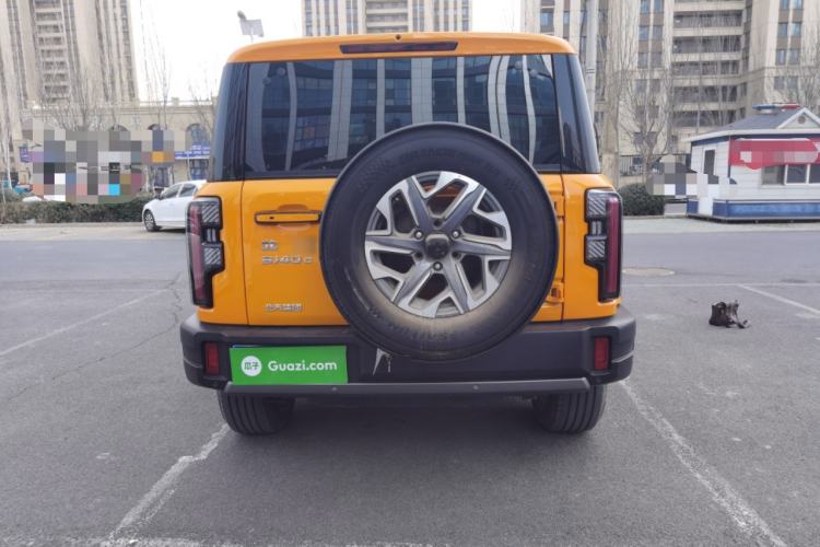 Used BAIC Off-Road BJ40 2024 2.0T All-New Urban Hunter Edition Chivalrous Style Rear