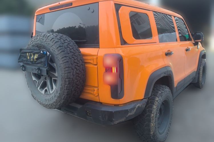 Used BAIC Off-Road BJ40 2024 2.0T All-New Urban Hunter Edition Chivalrous Style Rear Right 45 Deg