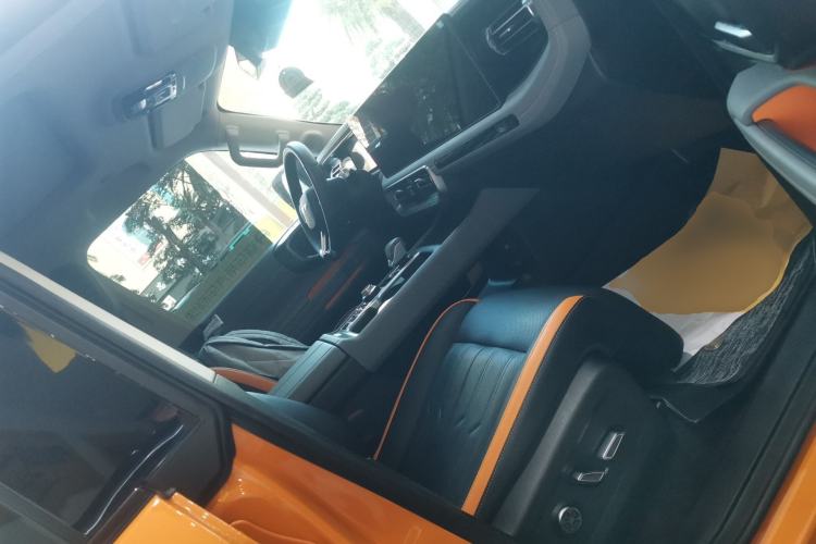 Used BAIC Off-Road BJ40 2024 2.0T All-New Urban Hunter Edition Ultimate Version Right Front Seat