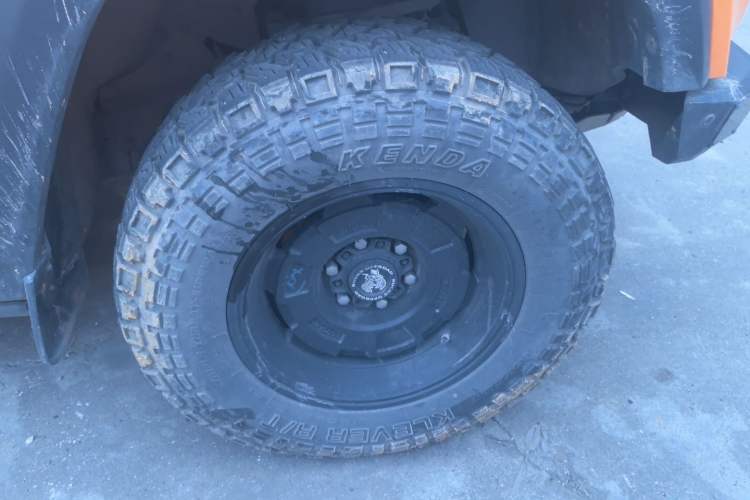 Used BAIC Off-Road BJ40 2024 2.0T All-New Urban Hunter Edition Chivalrous Style Right Front Wheel Hub