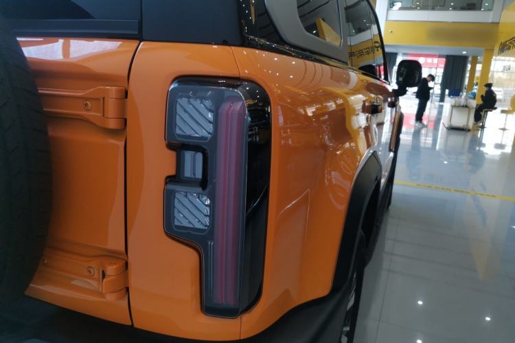 Used BAIC Off-Road BJ40 2024 2.0T All-New Urban Hunter Edition Ultimate Version Right Rear Taillight
